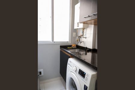 Área de Serviço de apartamento à venda com 2 quartos, 56m² em Continental, Osasco