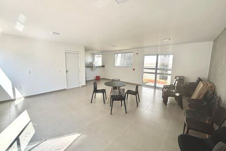 Apartamento para alugar com 34m², 2 quartos e sem vaga Apartamento para alugar com 34m², 2 quartos e sem vagaÁrea comum - Salão de festas