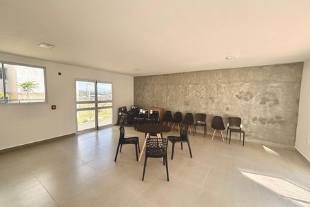 Apartamento para alugar com 34m², 2 quartos e sem vaga Apartamento para alugar com 34m², 2 quartos e sem vagaÁrea comum - Salão de festas