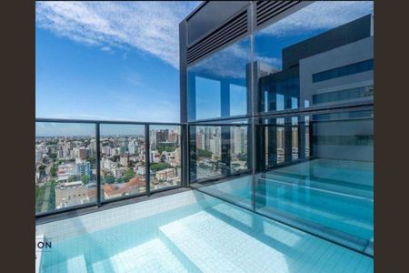 Apartamento para alugar com 127m², 2 quartos e 2 vagas Apartamento para alugar com 127m², 2 quartos e 2 vagasÁrea comum - Piscina