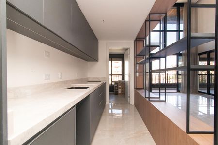 Cozinha - Armários de apartamento para alugar com 2 quartos, 127m² em Água Verde, Curitiba