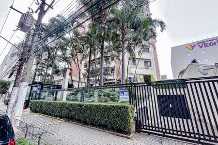 Fachada com Plaquinha de apartamento para alugar com 3 quartos, 93m² em Vila Azevedo, São Paulo