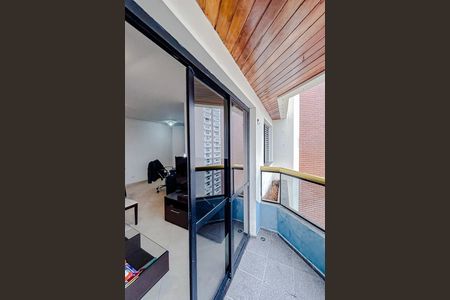 Varanda de apartamento para alugar com 3 quartos, 93m² em Vila Azevedo, São Paulo