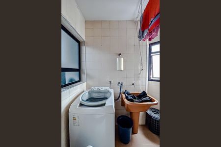 Apartamento para alugar com 93m², 3 quartos e 1 vagaÁrea de Serviço