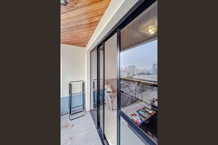 Apartamento para alugar com 93m², 3 quartos e 1 vagaVaranda