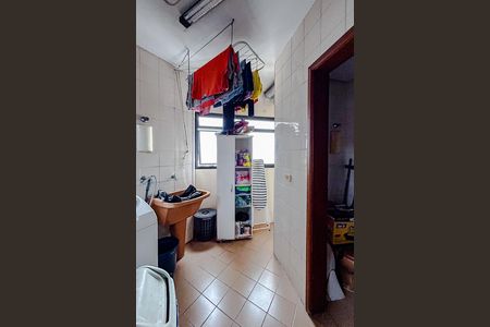 Apartamento para alugar com 93m², 3 quartos e 1 vagaÁrea de Serviço