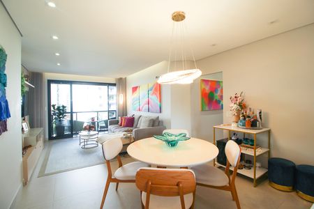 Apartamento à venda com 115m², 3 quartos e 2 vagas Apartamento à venda com 115m², 3 quartos e 2 vagasSala