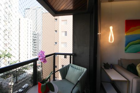Apartamento à venda com 115m², 3 quartos e 2 vagas Apartamento à venda com 115m², 3 quartos e 2 vagasVaranda