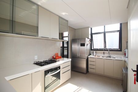 Apartamento à venda com 115m², 3 quartos e 2 vagas Apartamento à venda com 115m², 3 quartos e 2 vagasCozinha
