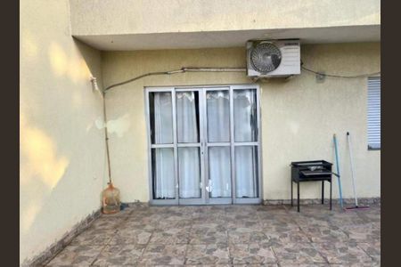 Casa à venda com 284m², 3 quartos e 4 vagas