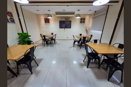 Apartamento à venda com 60m², 2 quartos e 1 vaga Apartamento à venda com 60m², 2 quartos e 1 vagaÁrea comum - Salão de festas