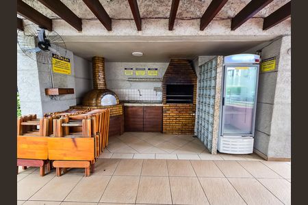 Apartamento à venda com 60m², 2 quartos e 1 vaga Apartamento à venda com 60m², 2 quartos e 1 vagaÁrea comum - Churrasqueira
