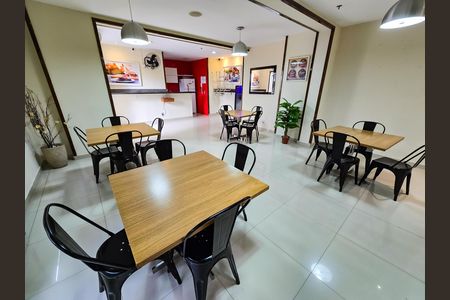 Apartamento à venda com 60m², 2 quartos e 1 vaga Apartamento à venda com 60m², 2 quartos e 1 vagaÁrea comum - Salão de festas