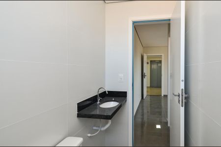 Apartamento à venda com 122m², 3 quartos e 2 vagas Apartamento à venda com 122m², 3 quartos e 2 vagasBanheiro Social