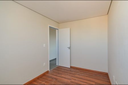 Apartamento à venda com 122m², 3 quartos e 2 vagas Apartamento à venda com 122m², 3 quartos e 2 vagasQuarto 1