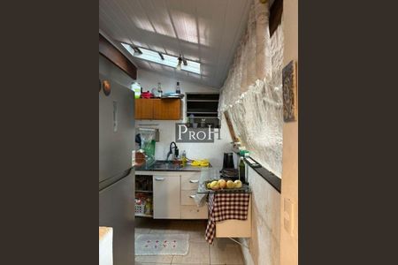 Casa à venda com 6 quartos, 226m² em Vila Humaita, Santo André