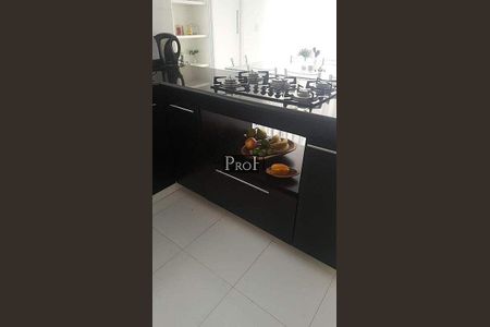 Casa à venda com 3 quartos, 220m² em Jardim Brasilandia, São Bernardo do Campo