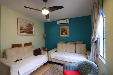 Sala  de casa à venda com 3 quartos, 292m² em Nova Petrópolis, São Bernardo do Campo