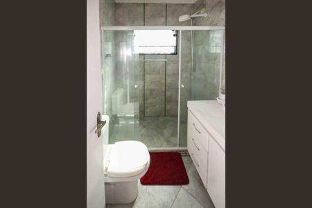 Casa à venda com 280m², 3 quartos e 4 vagas Casa à venda com 280m², 3 quartos e 4 vagasBanheiro Social