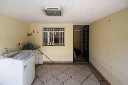 Casa à venda com 280m², 3 quartos e 4 vagas Casa à venda com 280m², 3 quartos e 4 vagasÁrea de serviço