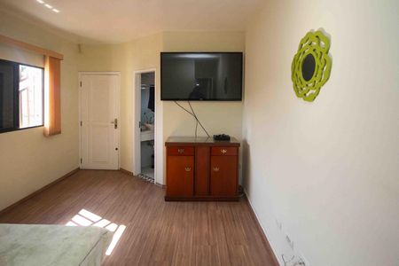 Casa à venda com 280m², 3 quartos e 4 vagas Casa à venda com 280m², 3 quartos e 4 vagasSuíte