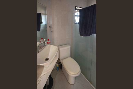 Casa à venda com 280m², 3 quartos e 4 vagas Casa à venda com 280m², 3 quartos e 4 vagasBanheiro da Suite