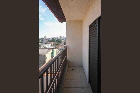 Casa à venda com 280m², 3 quartos e 4 vagas Casa à venda com 280m², 3 quartos e 4 vagasVaranda do Quarto