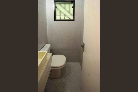 Casa à venda com 280m², 3 quartos e 4 vagas Casa à venda com 280m², 3 quartos e 4 vagasLavabo