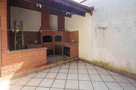 Casa à venda com 280m², 3 quartos e 4 vagas Casa à venda com 280m², 3 quartos e 4 vagasÁrea comum