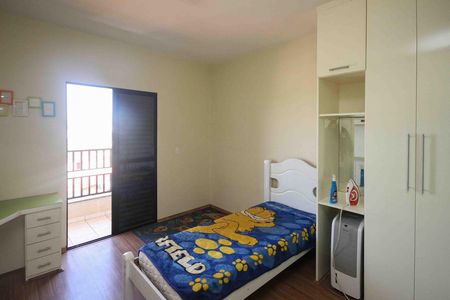 Casa à venda com 280m², 3 quartos e 4 vagas Casa à venda com 280m², 3 quartos e 4 vagasQuarto