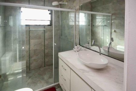 Casa à venda com 280m², 3 quartos e 4 vagas Casa à venda com 280m², 3 quartos e 4 vagasBanheiro Social