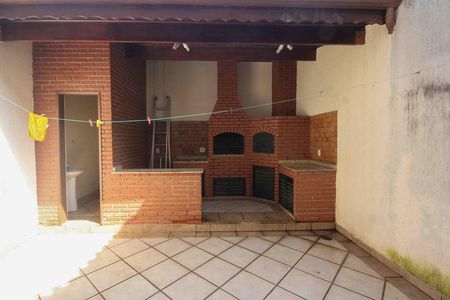 Casa à venda com 280m², 3 quartos e 4 vagas Casa à venda com 280m², 3 quartos e 4 vagasÁrea comum