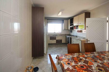 Casa à venda com 280m², 3 quartos e 4 vagas Casa à venda com 280m², 3 quartos e 4 vagasCozinha