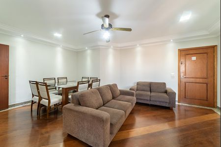 Apartamento para alugar com 3 quartos, 132m² em Vila Regente Feijó, São Paulo