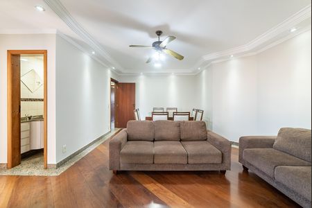 Sala de apartamento para alugar com 3 quartos, 132m² em Vila Regente Feijó, São Paulo