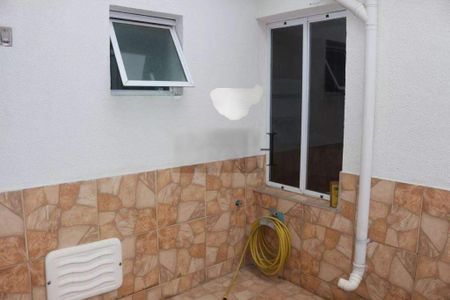 Casa à venda com 3 quartos, 160m² em Nova Gerti, São Caetano do Sul