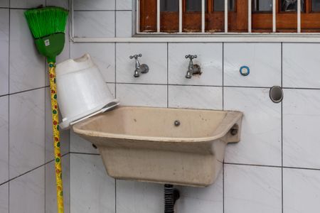 Casa para alugar com 110m², 3 quartos e 1 vagaÁrea de Serviço