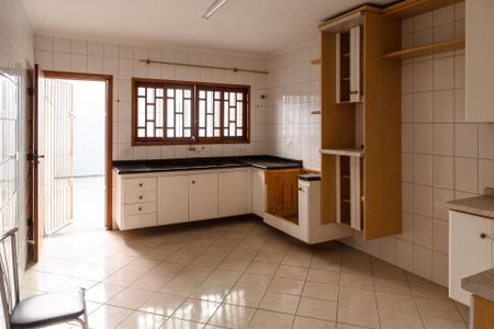 Casa para alugar com 110m², 3 quartos e 1 vagaCozinha