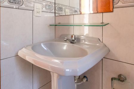 Casa para alugar com 110m², 3 quartos e 1 vagaBanheiro social