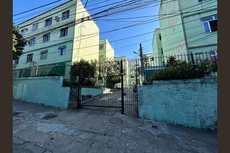 Apartamento para alugar com 42m², 2 quartos e sem vagaFachada e portaria