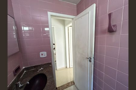 Apartamento para alugar com 42m², 2 quartos e sem vagaBanheiro