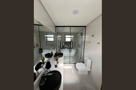 Casa à venda com 146m², 3 quartos e 4 vagas
