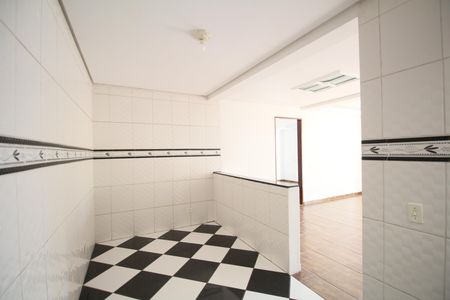 Cozinha de casa para alugar com 1 quarto, 50m² em Jardim Londrina, São Paulo