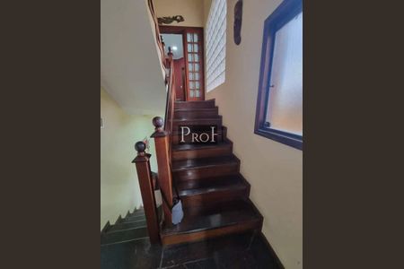 Casa à venda com 3 quartos, 330m² em Santa Maria, São Caetano do Sul