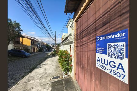 Casa de condomínio para alugar com 215m², 3 quartos e 1 vaga