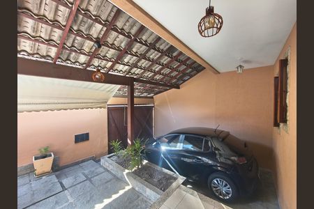Casa de condomínio para alugar com 215m², 3 quartos e 1 vaga