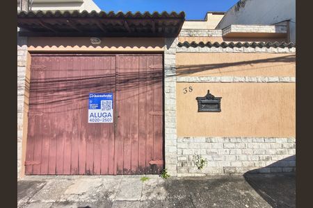 Casa de condomínio para alugar com 215m², 3 quartos e 1 vaga