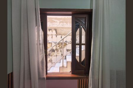 Casa de condomínio para alugar com 215m², 3 quartos e 1 vaga