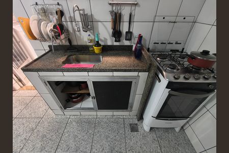 Casa de condomínio para alugar com 215m², 3 quartos e 1 vaga