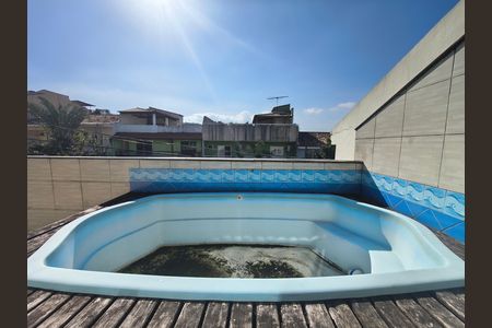 Casa de condomínio para alugar com 215m², 3 quartos e 1 vaga